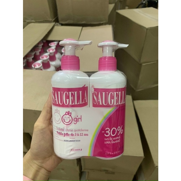 Dung dịch vệ sinh cho bé gái Saugela girl 200ml