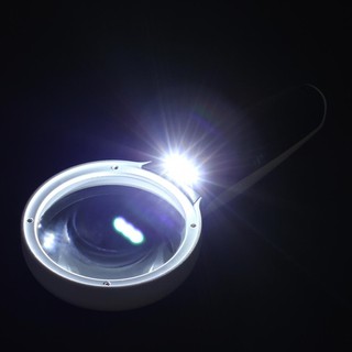 Kính lúp 75mm với 3 đèn LED