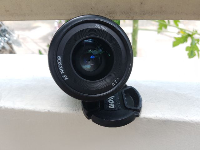 Lens Nikon 35mm F/2D new 96%