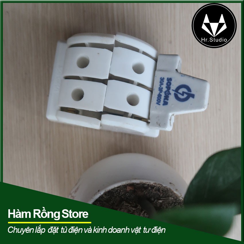 Cầu Dao đảo 3 pha 30A SOPOKA - Xưởng cơ điện Bình An