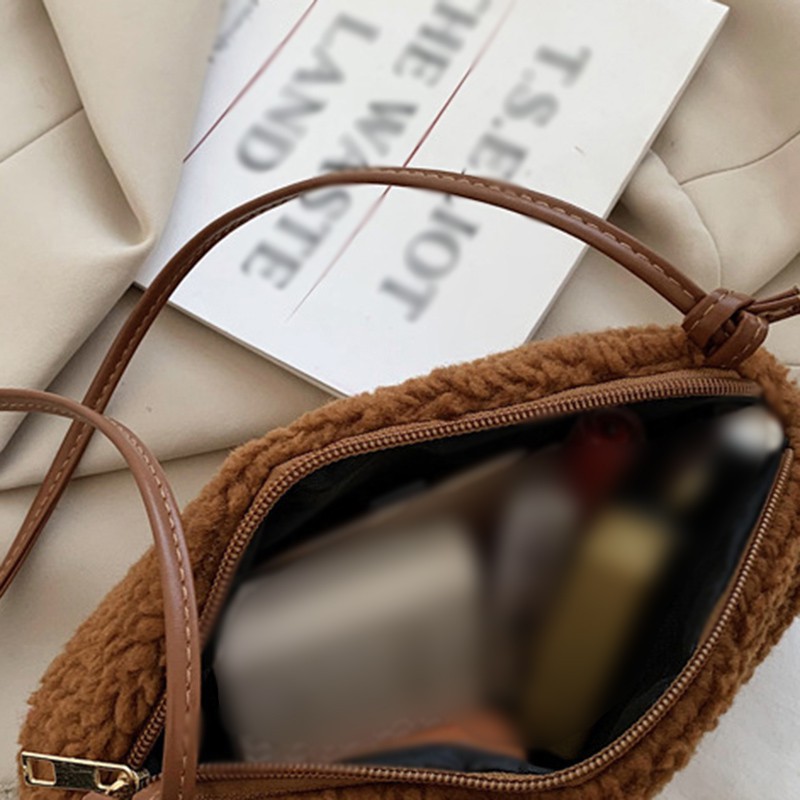 Túi Đeo Chéo Hình Đám Mây Phối Lông Xinh Xắn Cho Nữ