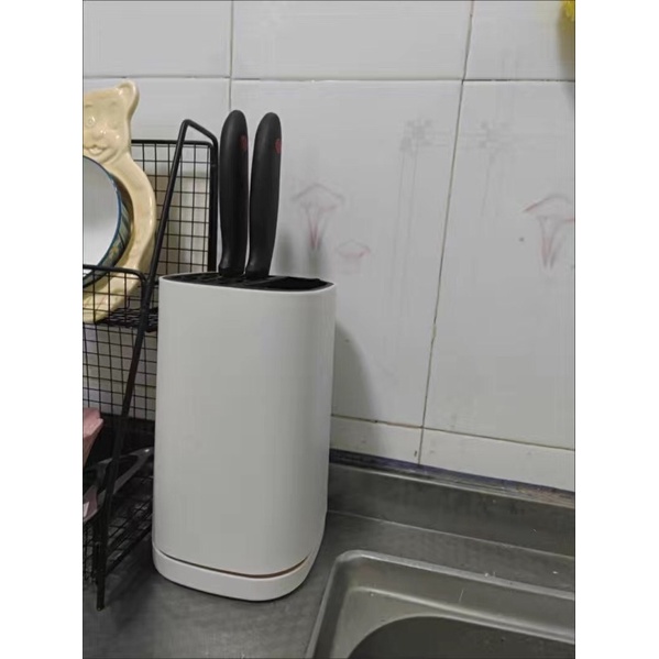 Kệ đựng dao kéo kiểu dáng sang trọng tiện dụng cho nhà bếp