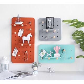 Bảng treo tường đục lỗ sáng tạo đủ màu