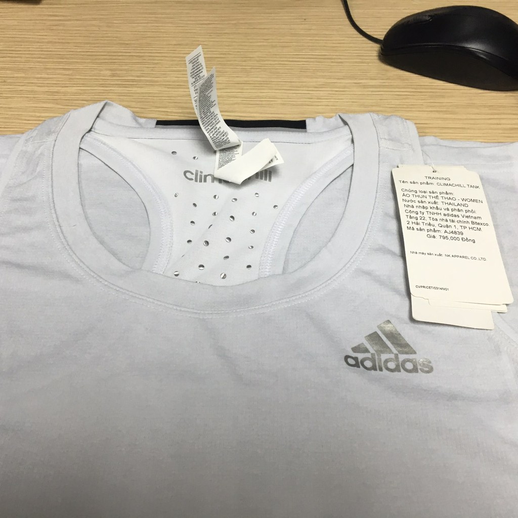 Áo thun thể thao nữ Auth, newtag, size S Adidas.