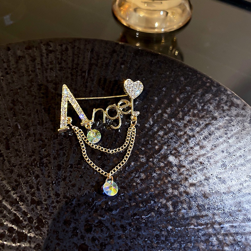 Ghim Cài Áo Hình Chữ Love Đính Đá Sang Trọng Phong Cách Vintage Thời Trang Cho Nữ