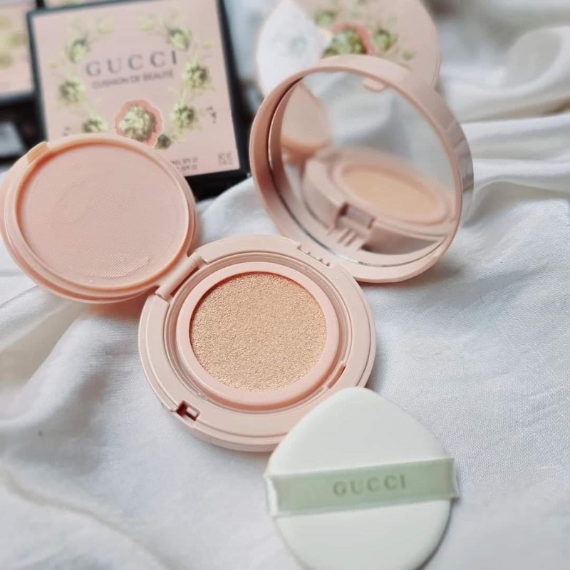 Phấn nước Gucci cushion de beaute tone 01 02
