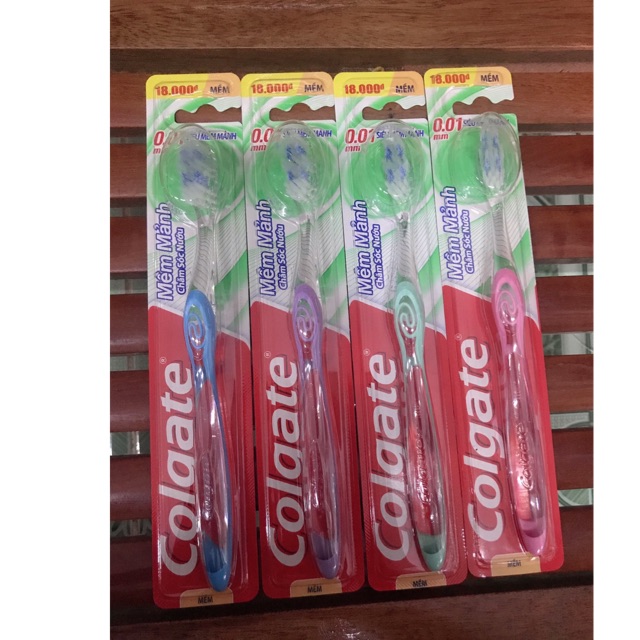 Bà chải Colgate siêu mềm mảnh