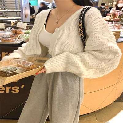 Áo len của phụ nữ mùa thu và mùa đông mặc bên ngoài