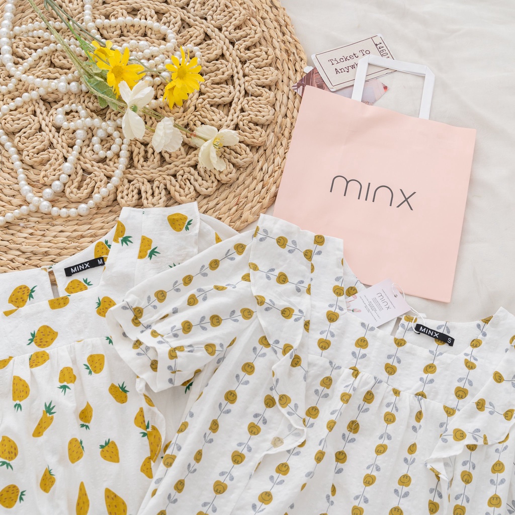 MINX - Áo Chika Square Ruffle Blouse