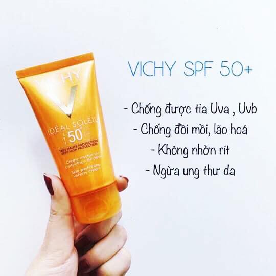 Kem Chống Nắng Không Gây Nhờn Rít Không Màu Vichy Capital Idéal Soleil Mattifying Dry Touch Face Fluid 50ml