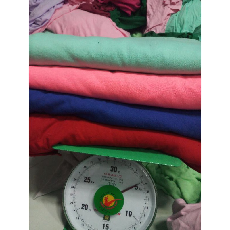 và bo gân đỏ đen