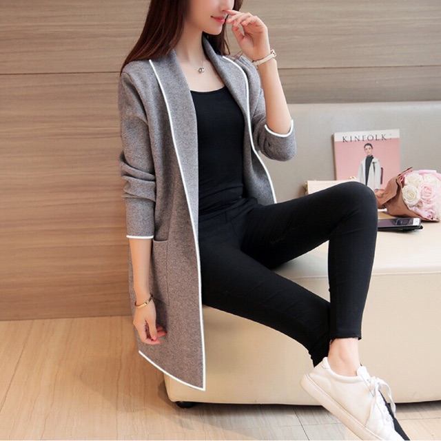 Áo khoát nỉ, Áo khoát nỉ lót bông, dáng cardigan, khoát lạnh hay khoát nóng đều được! Có hai túi hai bên rất tiện dụng,