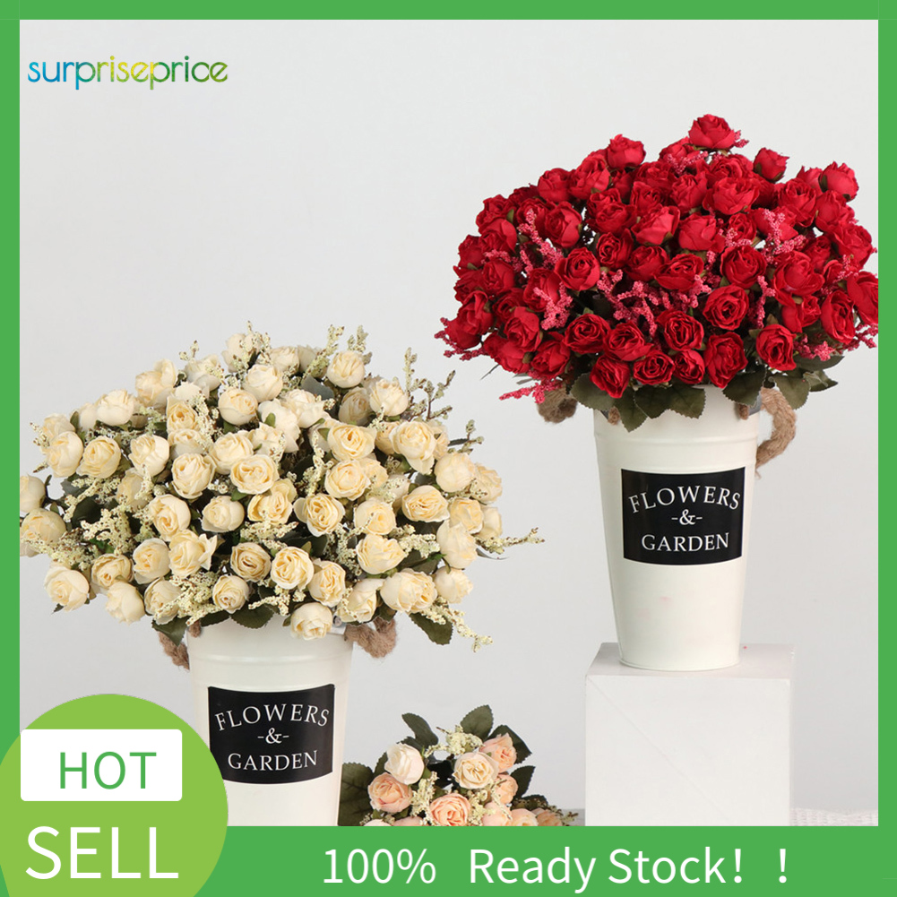 Hoa hồng giả để bàn trang trí tiệc cưới