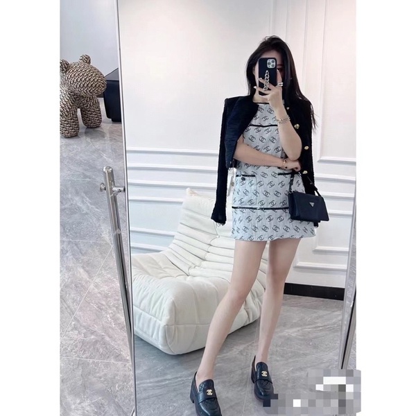 Váy chanel new