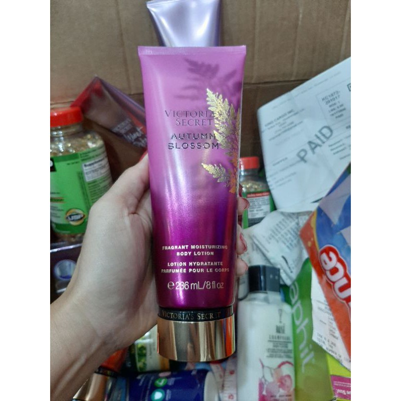 Hàng mua tại Store Hãng. Bill hãng rõ ràng.Dưỡng da toàn thân Body Lotion Victoria Secret 236ml