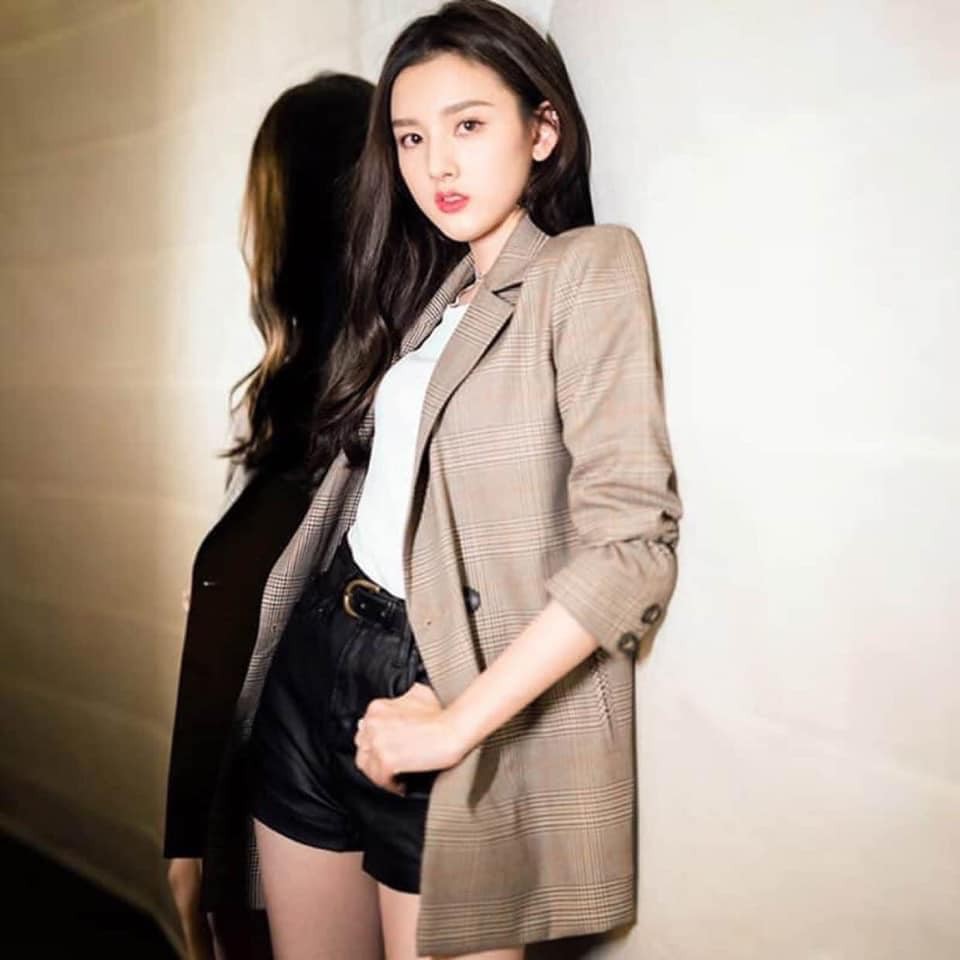 Trả order áo blazer kẻ cho khách