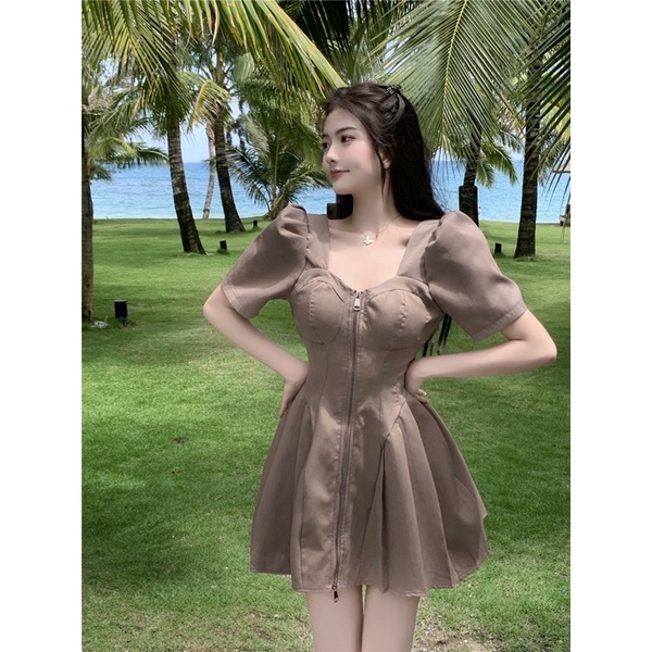 ✨💕Đầm dáng coè tay phồng màu nâu tây dang quá ạ