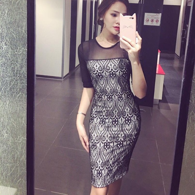 Váy body cộc tay ren pha lưới dự tiệc sang chảnh váy body sang chảnh Annastore