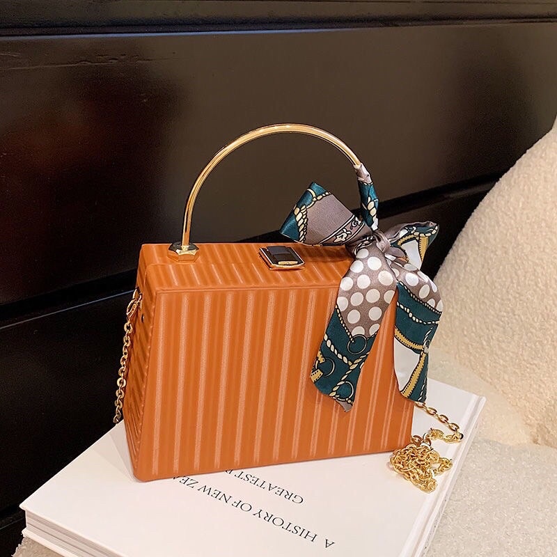 Túi đeo chéo túi cầm tay hình hộp kèm khăn siêu xinh