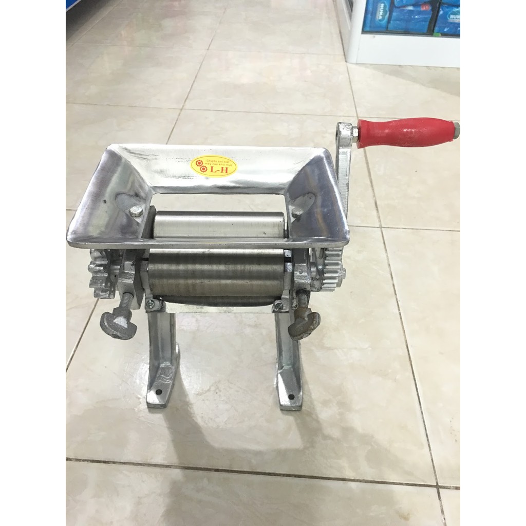 Máy Thái bì lợn bằng inox, máy thái bì heo quay tay, máy thái bì làm nem thính