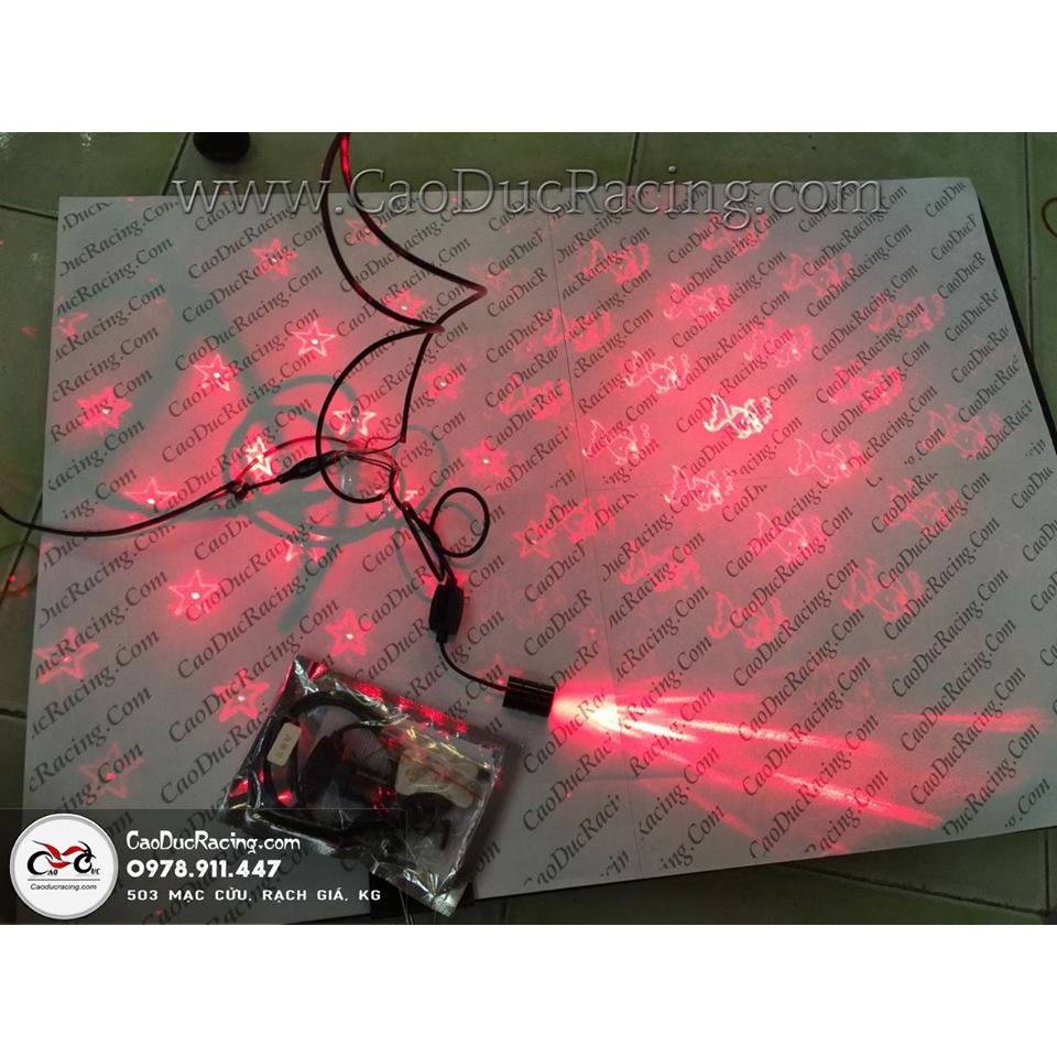 Đồ chơi xe Laser Led trang trí xe máy xe oto phía sau xe