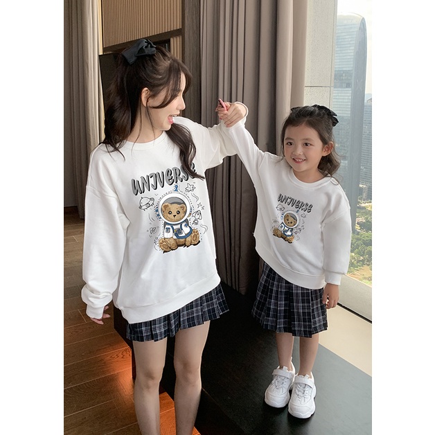 Áo Sweater nỉ gia đình cao cấp Familylove – Set họa tiết gấu Universe dễ thương