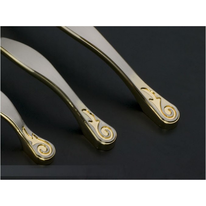 Tay nắm phong cách châu Âu