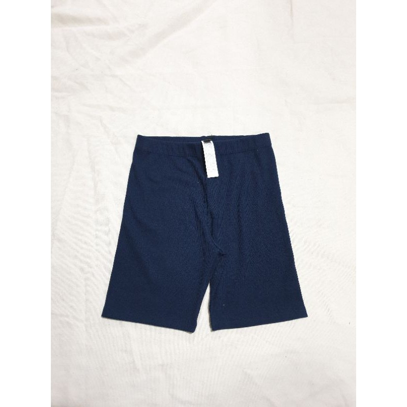 quần short biker hiệu F21 thun cotton