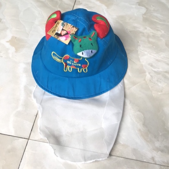 Mũ vành hình trâu kèm khăn voan bé gái