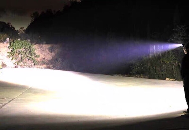 Đèn soi phao -đèn soi sáng 2 chế độ