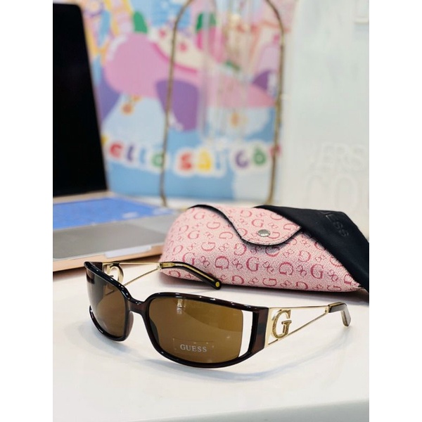 Kính Guess