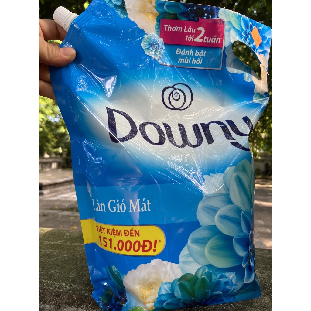 NƯỚC XẢ VẢI DOWNY LÀN GIÓ MÁT 3 LIT
