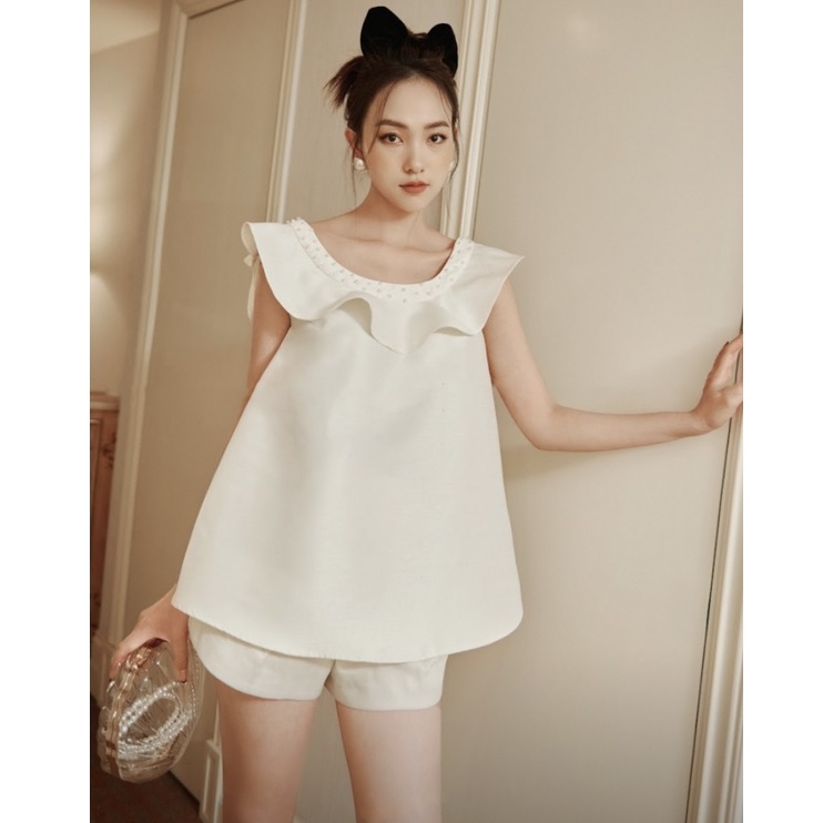 [COLIN CLOTHING] Áo gấm vân xước xòe nữ cổ bèo đính đá pha lê châu thắt nơ lưng