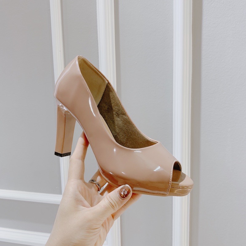 GIÀY HỞ MŨI ĐẾ VUÔNG 8cm