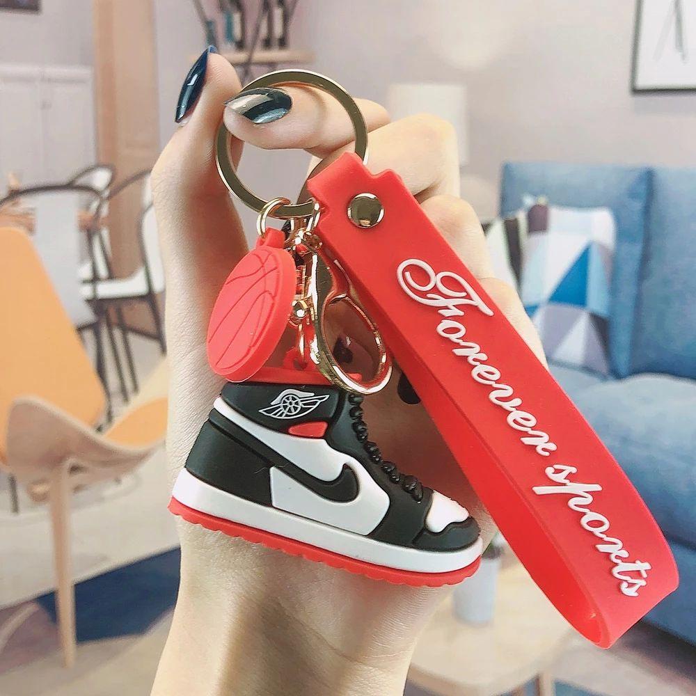 Giá Đỡ Chìa Khóa / Ba Lô / Túi Xách Hình Giày Bóng Rổ Độc Đáo Trang Trí Cho Nam Và Nữ