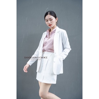 Chân váy đắp chéo tà đơn giản màu trắng có lót quần by Dandelion