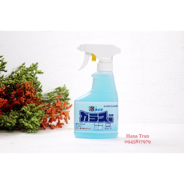 Chai xịt vệ sinh kính 300ml Rocket