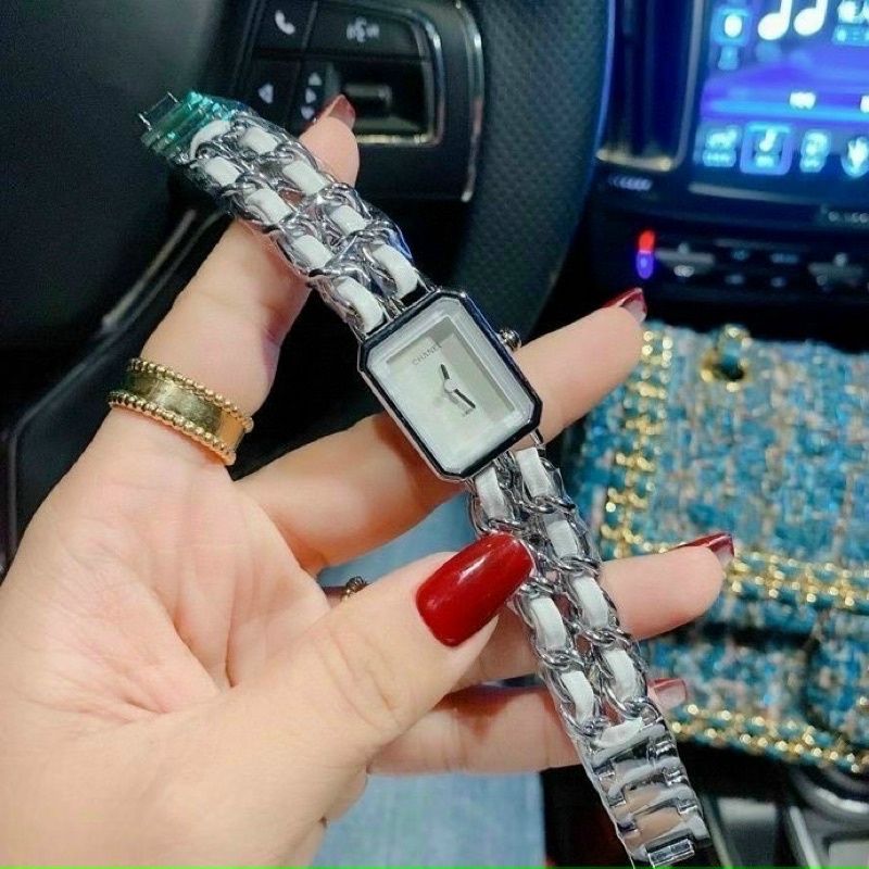Đồng Hồ Chane Xích Vuông Nữ Thời Trang