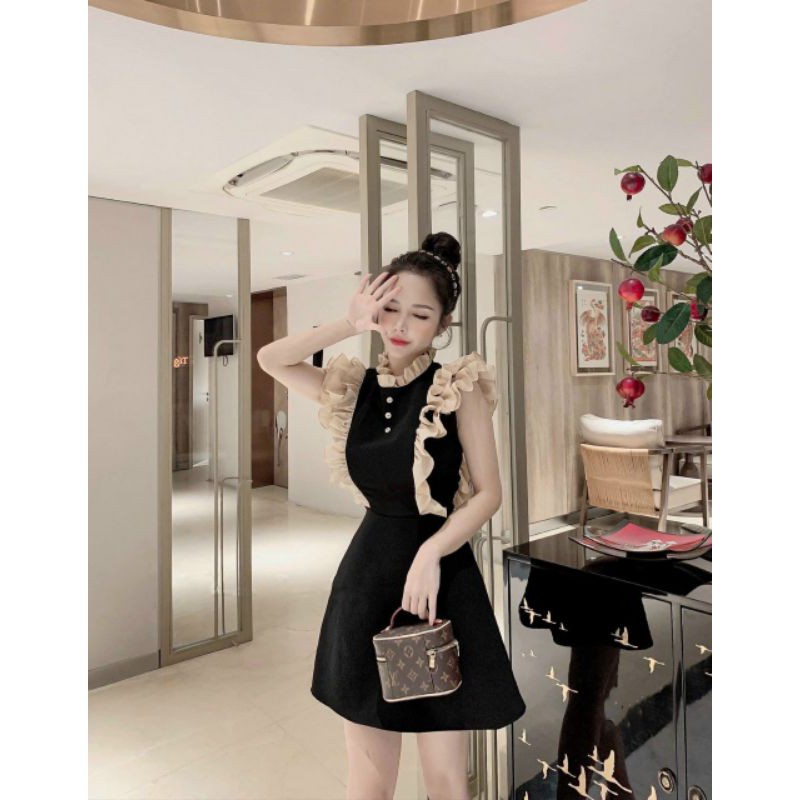 V672 Đầm hot girl, Đầm thiểu thư siêu sang chảnh, cổ xếp ly phối cúc ngọc, tay cánh tiên xếp ly tỉ mỉ | BigBuy360 - bigbuy360.vn