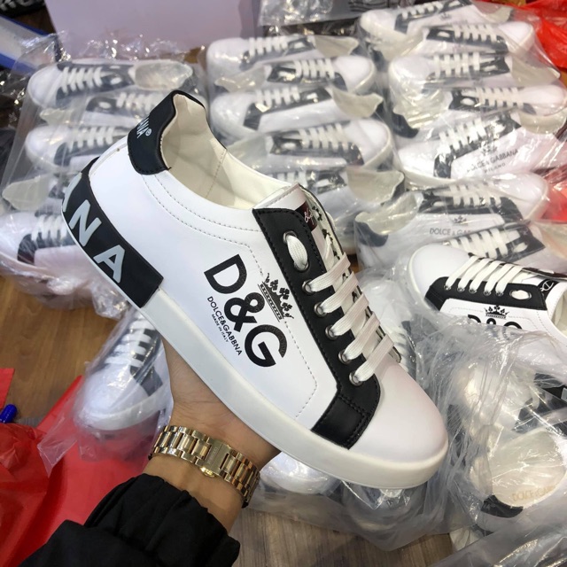 Giày thể thao nam DG