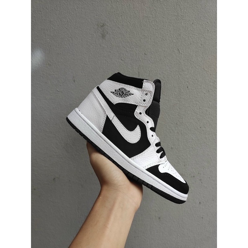 giày thể thao sneaker nam nữ jodan cổ cao đen trắng