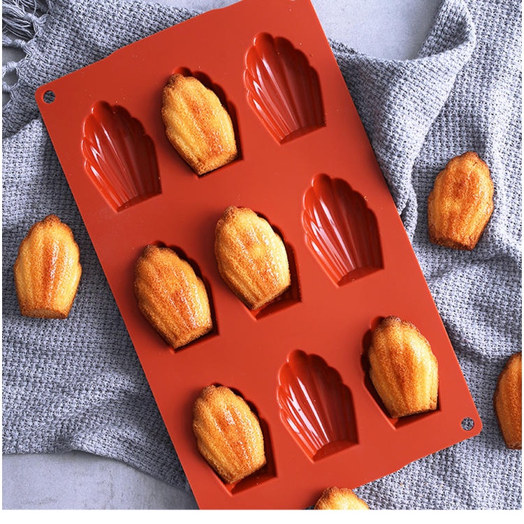 Khuôn silicone 9 ô làm bánh / xà phòng / nến hình vỏ sò đáng yêu