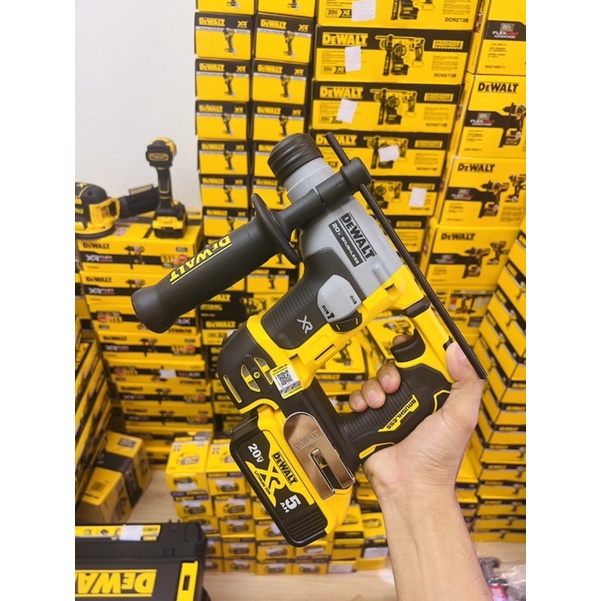 KHOAN BÊ TÔNG DEWALT DCH172