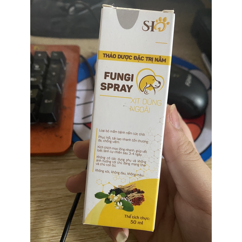 Dung dịch xịt nấm cho chó mèo thảo dược FUNGI SPRAY , loại bỏ nấm trên da và lông thú cưng