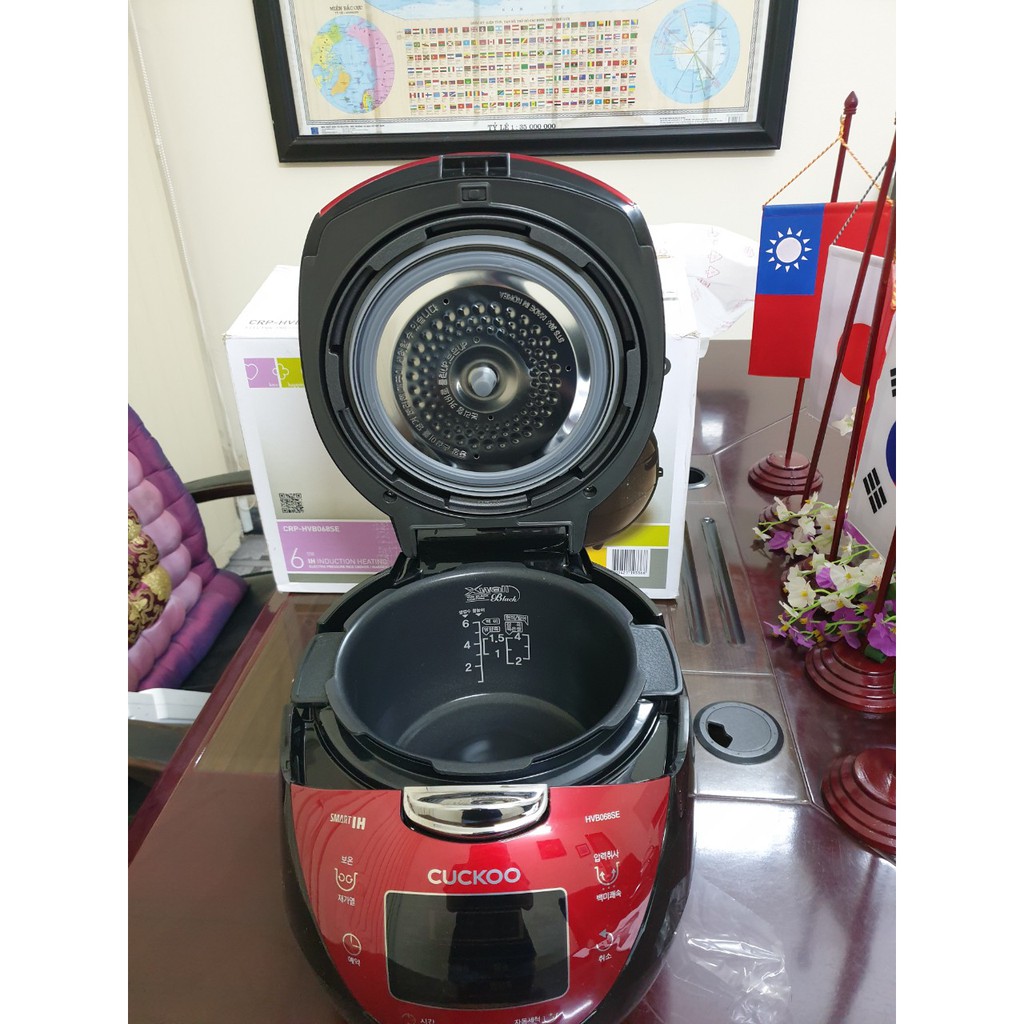 Nồi cơm điện từ Cuckoo CRP-HVB0680SE