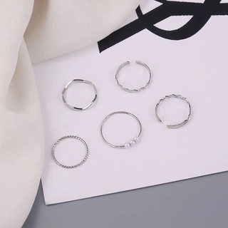 Set nhẫn thời trang cho cặp đôi
