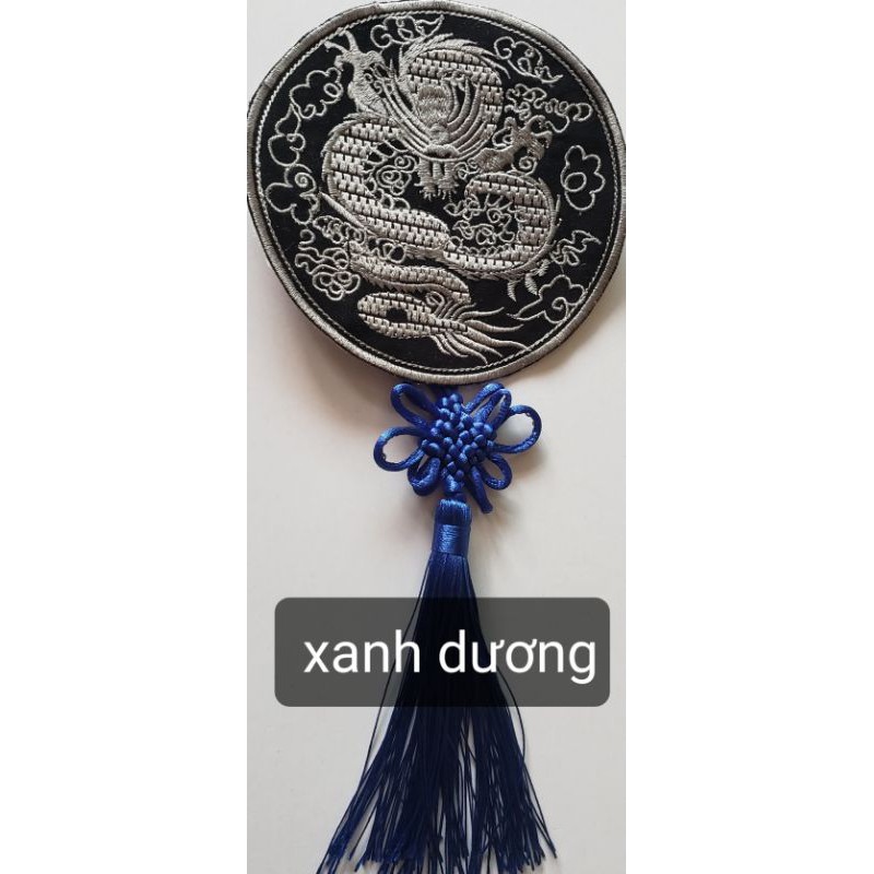 Hình thêu họa tiết cổ trang