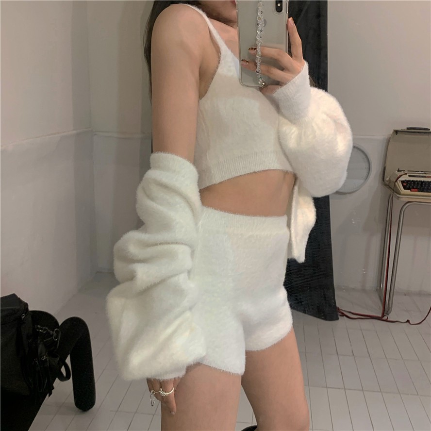 Áo Khoác Cardigan Dài Tay/Áo Hai Dây/Quần Short Xinh Xắn Thời Trang Cho Nữ | BigBuy360 - bigbuy360.vn