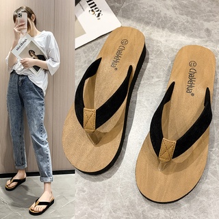 Dép xỏ ngón nữ