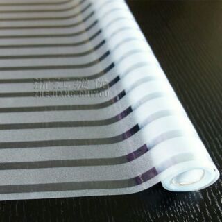 Decal dán kính 5m họa tiết kẻ sọc trắng